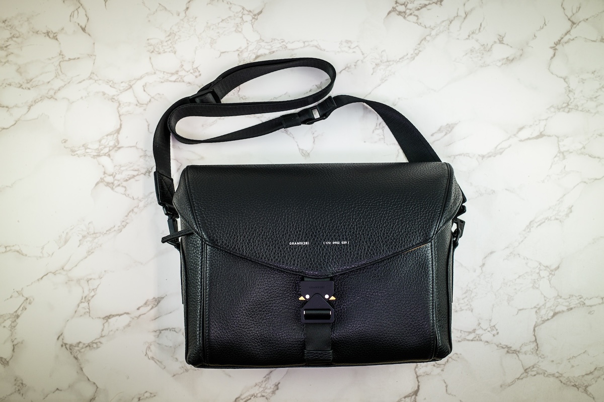 GRAMS28 172CameraSling 1